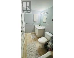 13 - 235 Ferndale Drive S, Barrie, ON L4N0T6 Photo 10