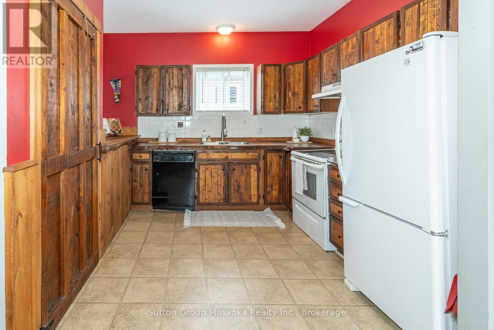 184 MAIN STREET - Image 12
