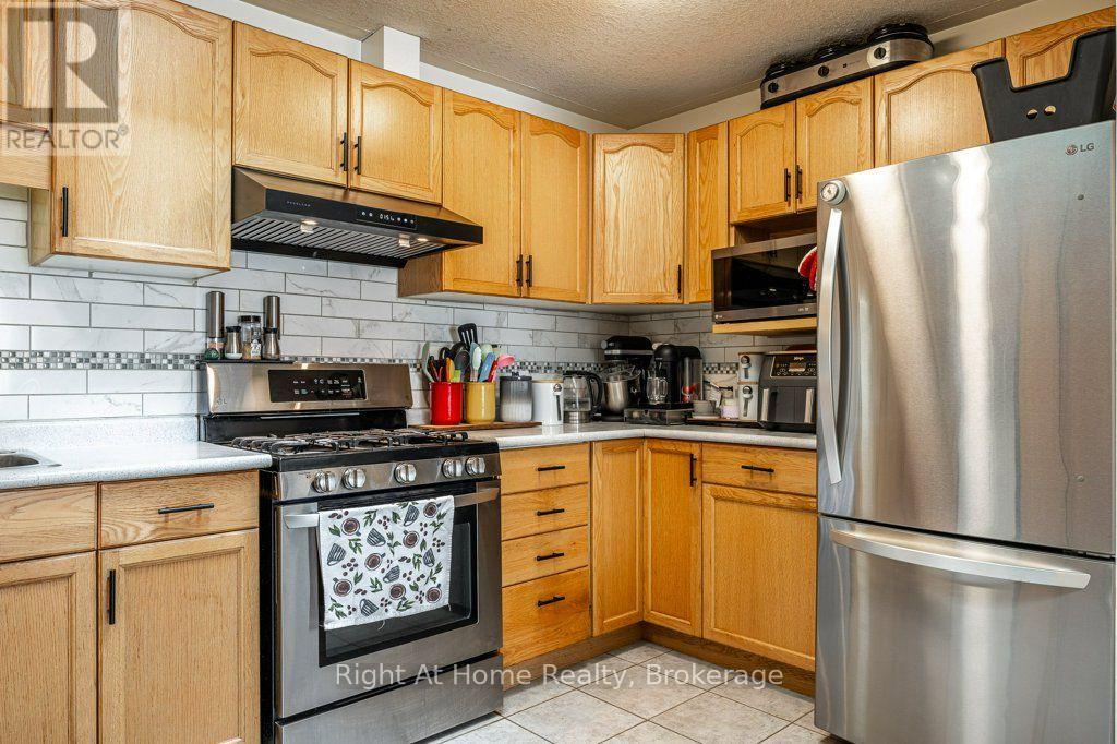 301 NORMAN STREET - Image 20