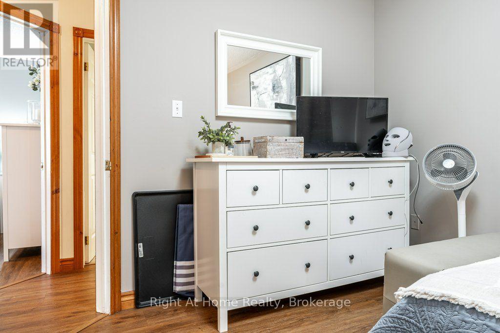 301 NORMAN STREET - Image 33