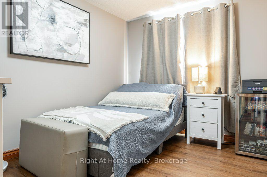 301 NORMAN STREET - 38
