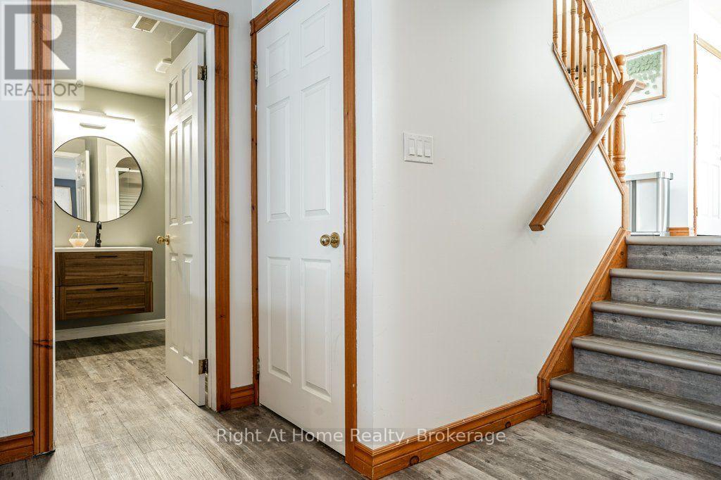 301 NORMAN STREET - 43