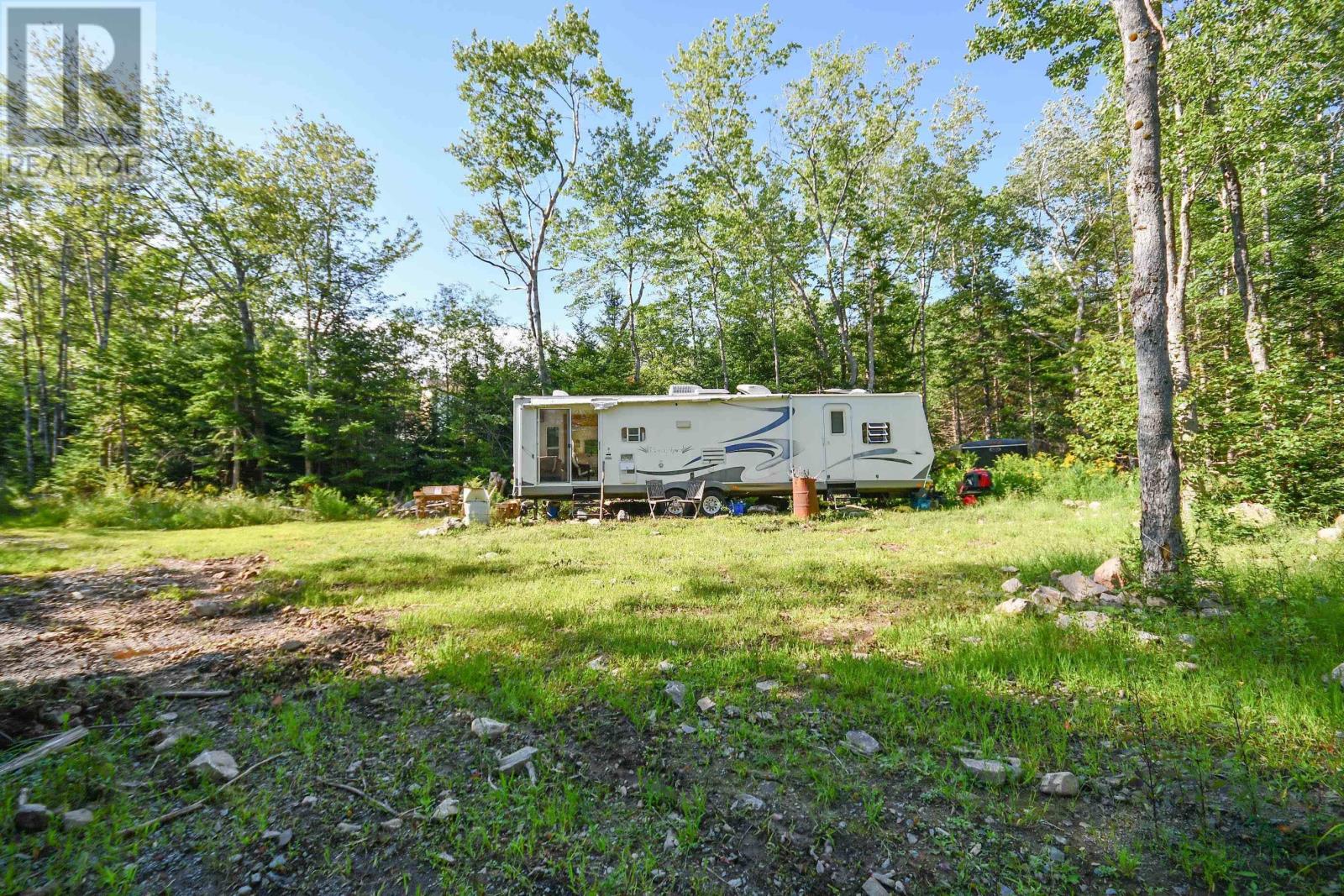 Property photo of 99 Farfields Lane