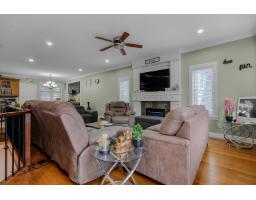 46225 Kermode Crescent, Promontory, Chilliwack, BC V2R0C7 Photo 13