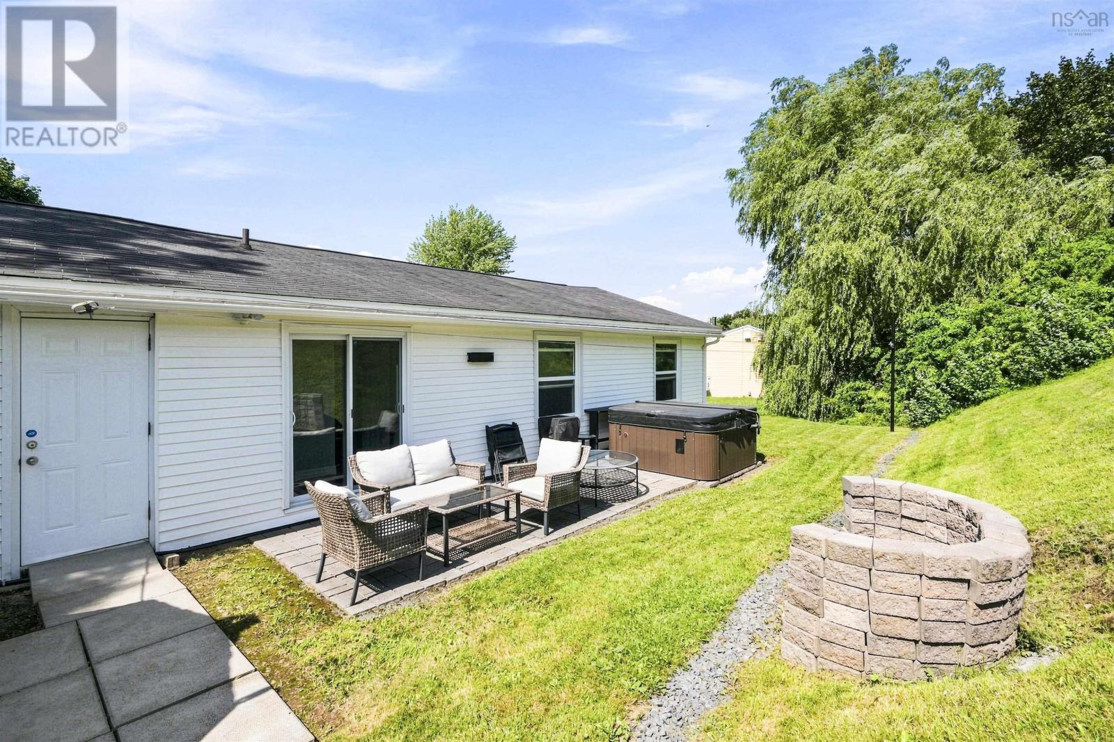 15 Magog Court - 37