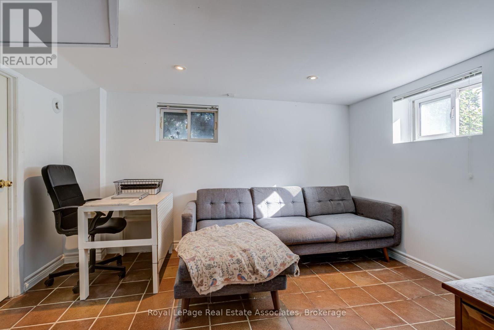 889 THIRD STREET - Image 38