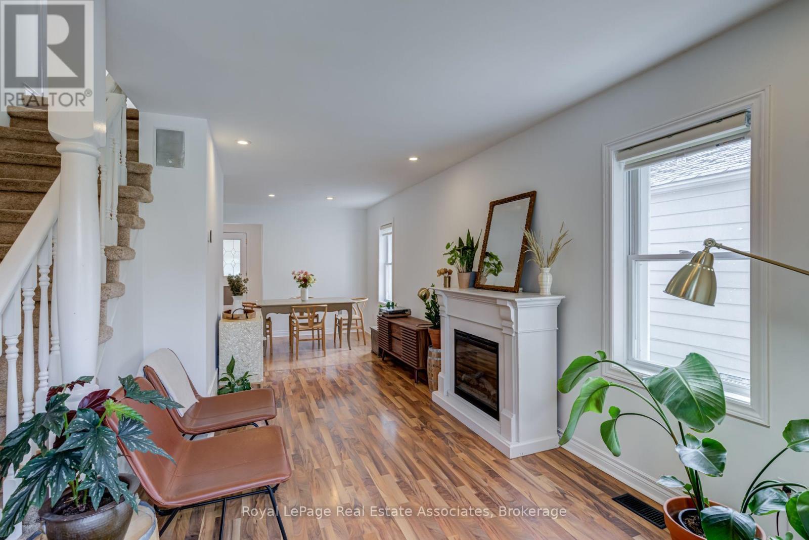 889 THIRD STREET - Image 8