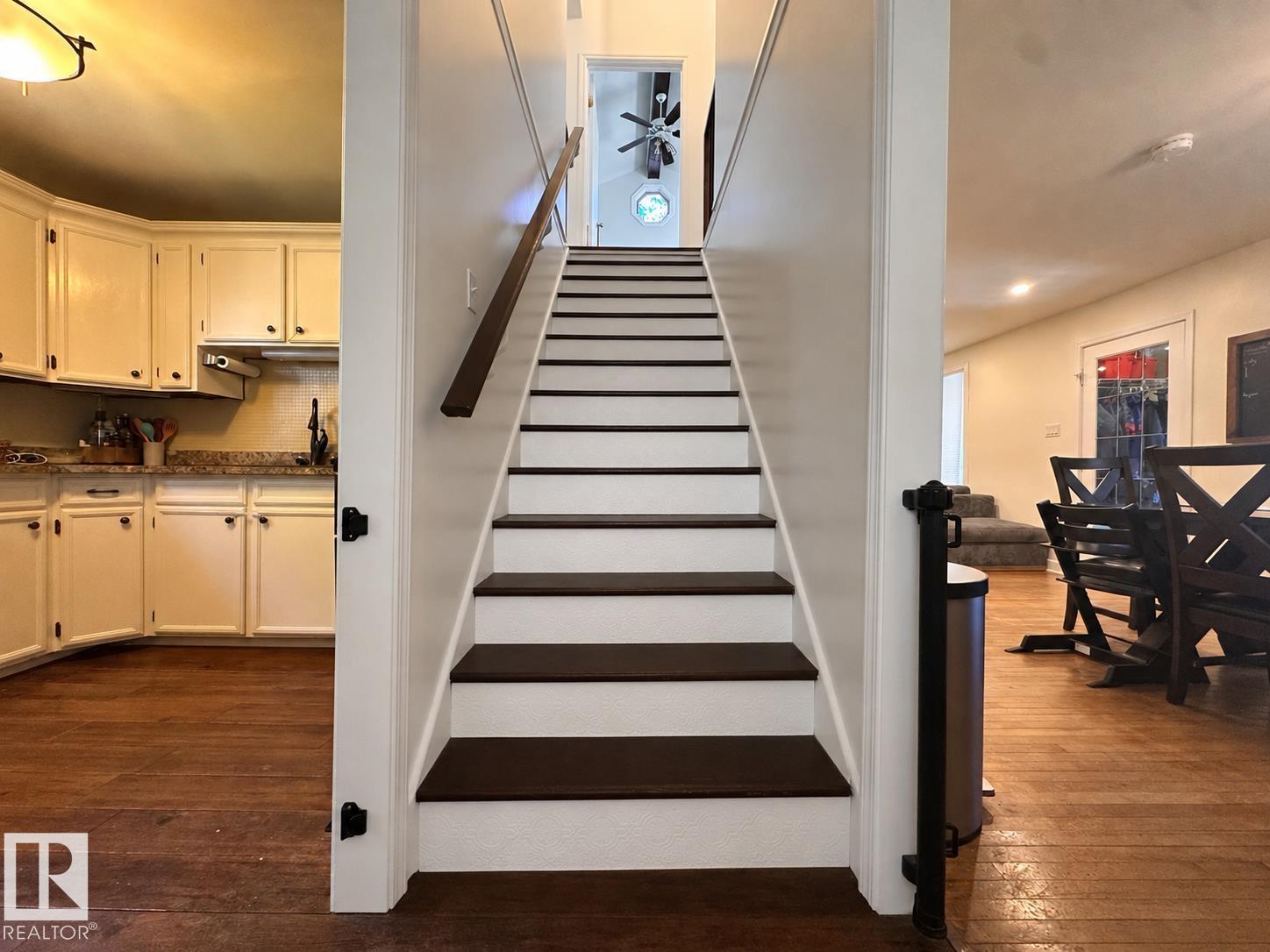 9828 110 ST - Image 30