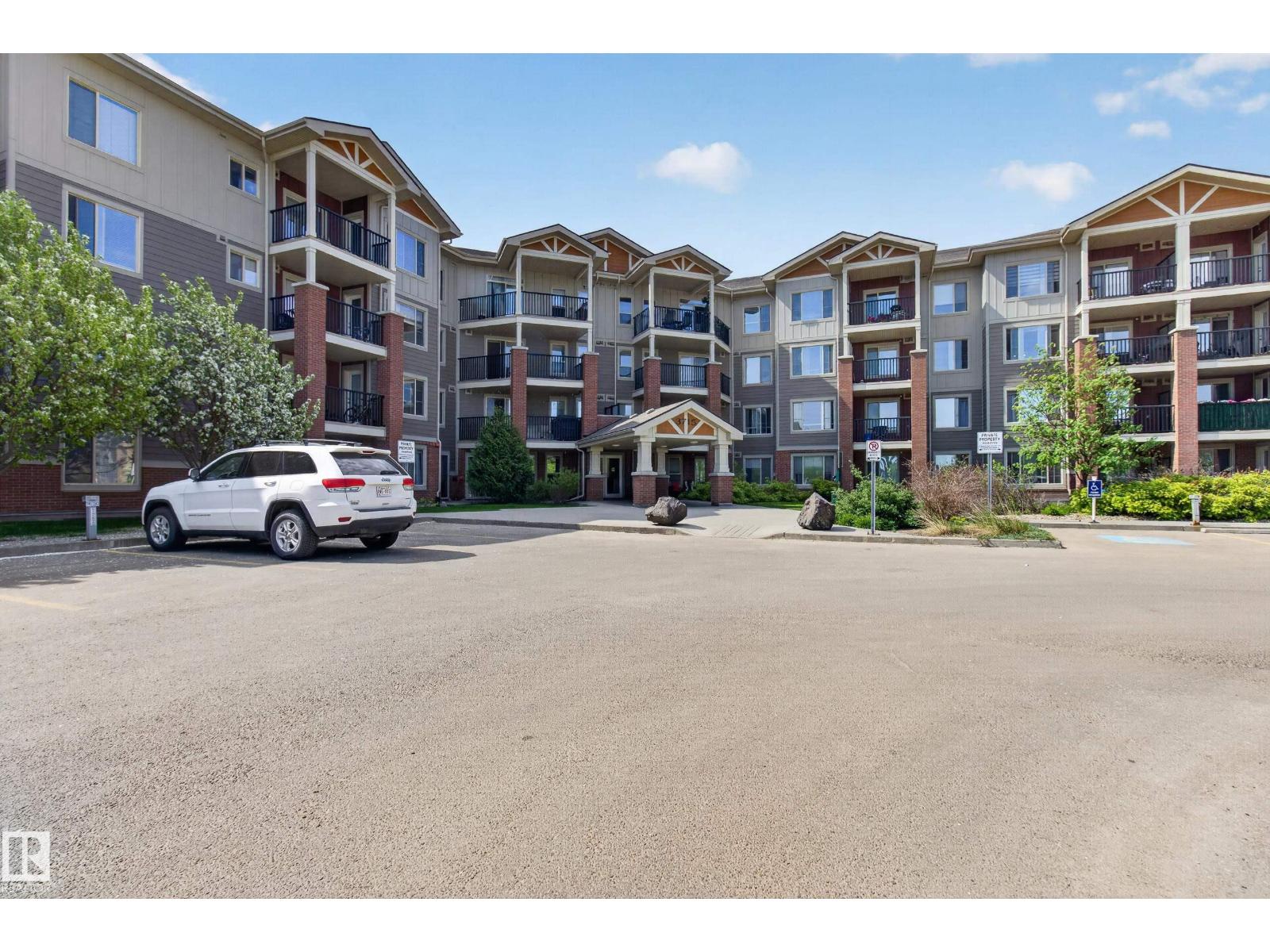 #302 3715 WHITELAW LN NW, Windermere, Edmonton photo 2