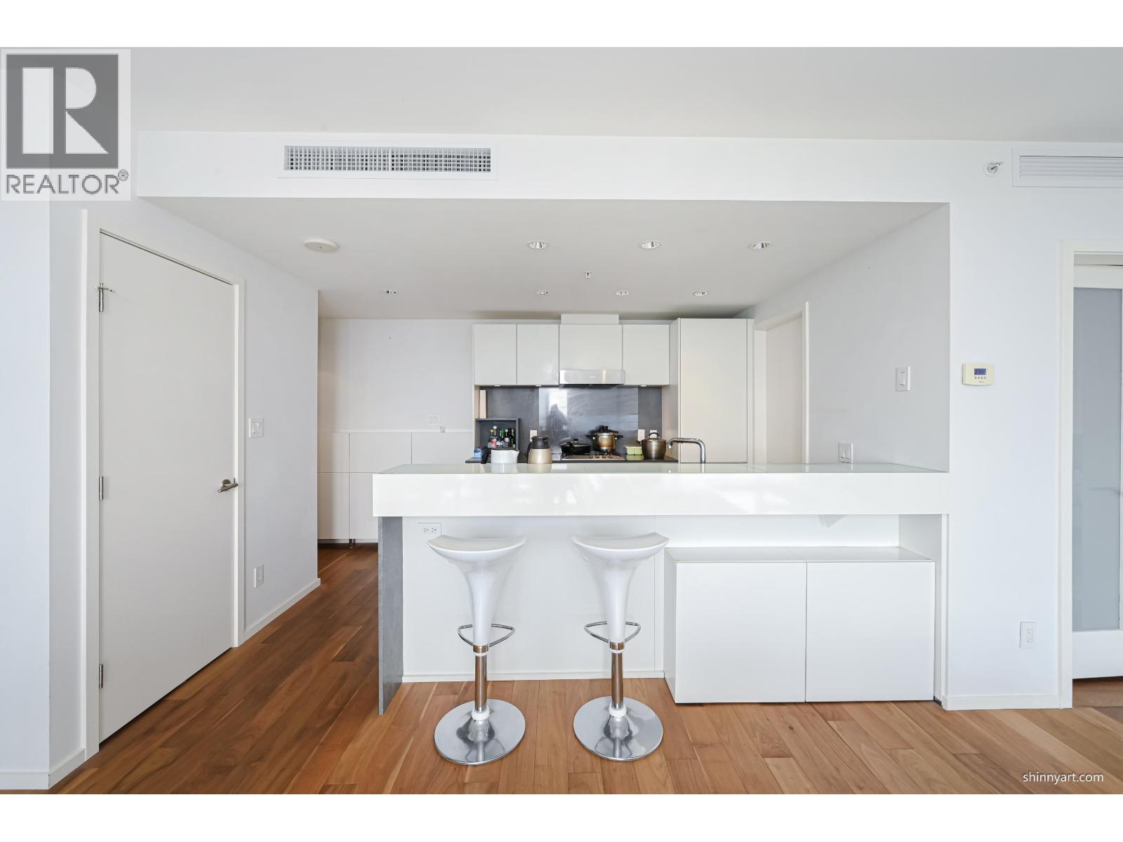 2 Bed, 2 Bath House for Sale in Vancouver – 2001 8555 GRANVILLE STREET, Vancouver – MLS# R3159393 - Image 10