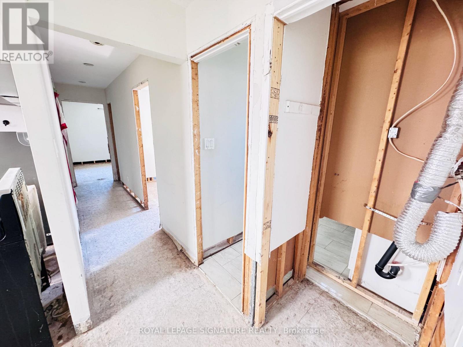 228 MARTINDALE CRESCENT - 13