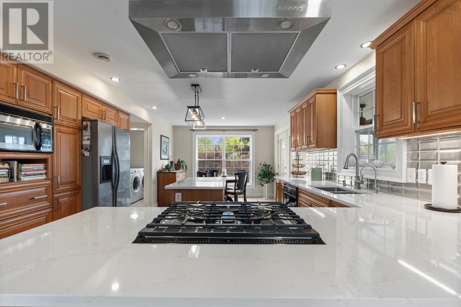 Property 26 of 49 of 1021 Bissett Road