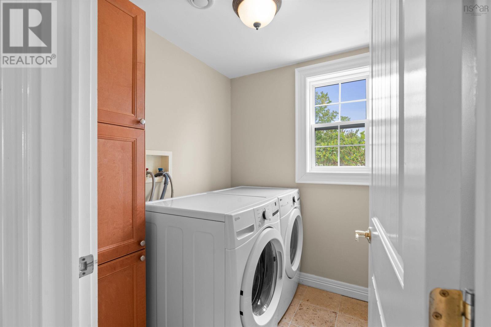 Property 34 of 49 of 1021 Bissett Road
