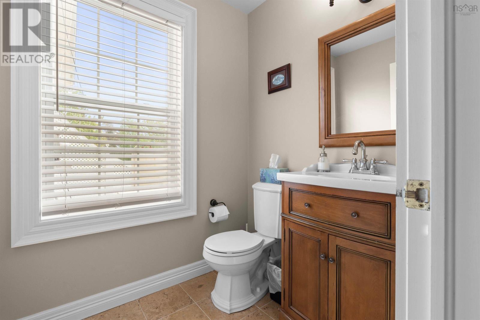 Property 33 of 49 of 1021 Bissett Road