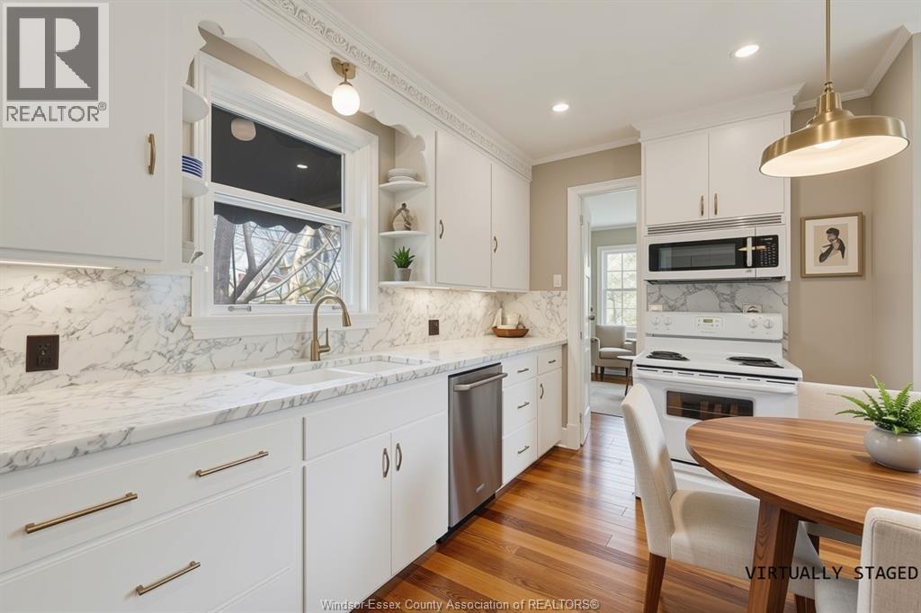 121 DIVISION STREET South - Image 16