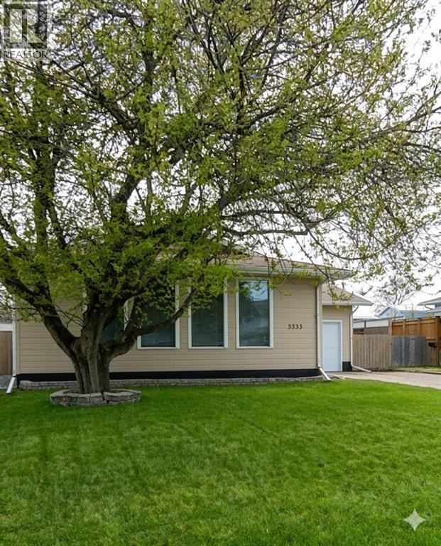 5333 57 Avenue, Rocky Mountain House, Alberta, T4T1M7