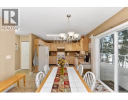 8253 Dickson Dr, Port Alberni, BC V9Y9B4 Photo 21