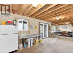 8253 Dickson Dr, Port Alberni, BC V9Y9B4 Photo 34