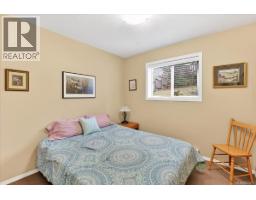8253 Dickson Dr, Port Alberni, BC V9Y9B4 Photo 30