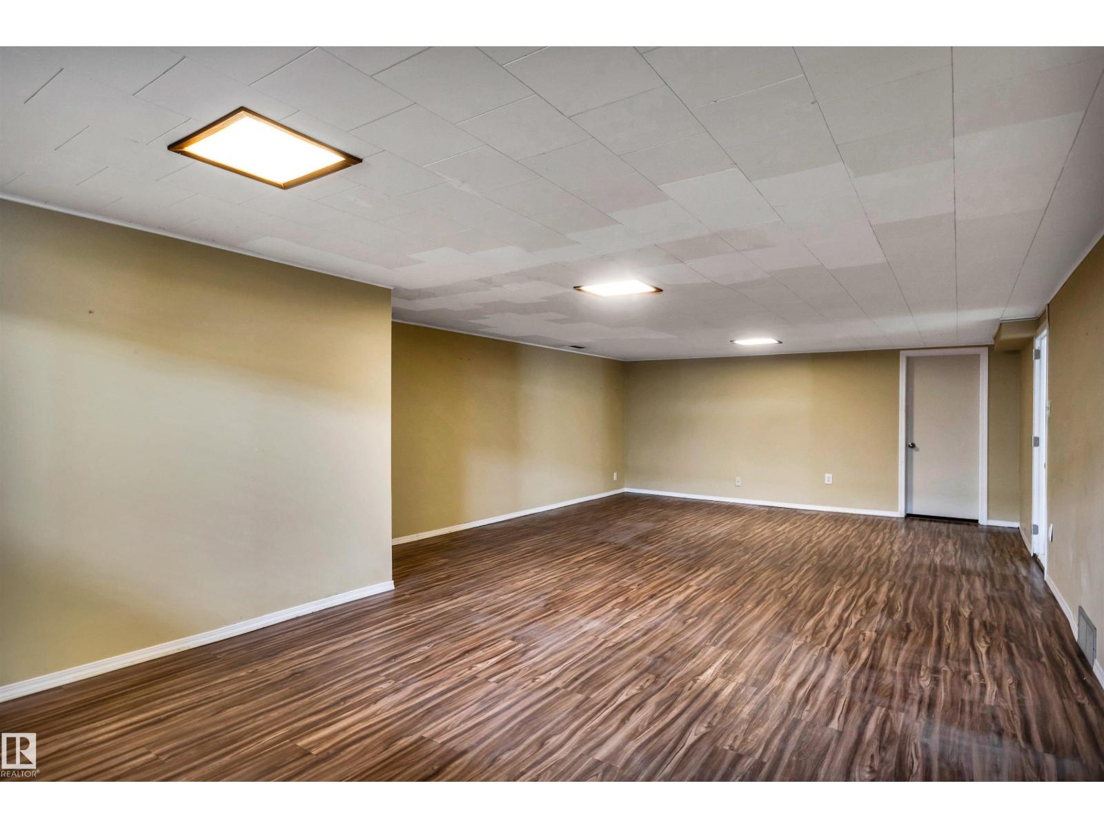 12740 118 ST NW - Image 23