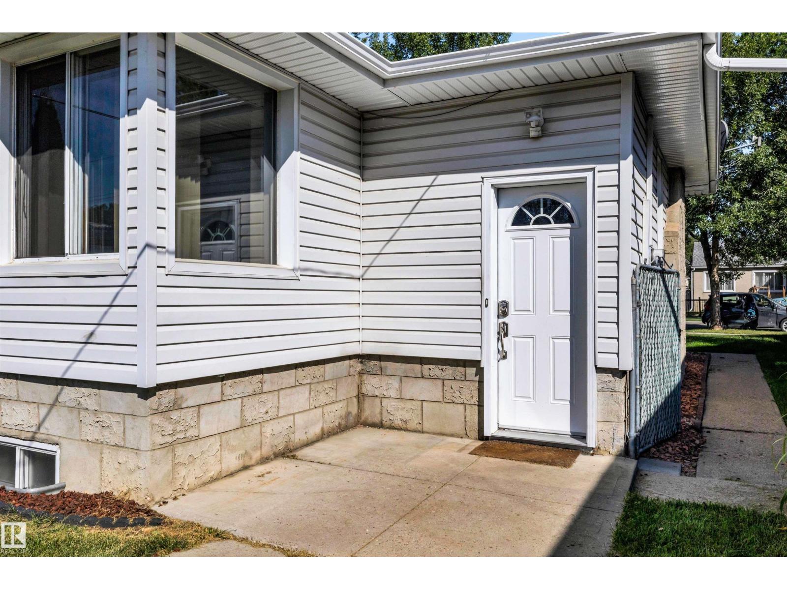 12740 118 ST NW - Image 28