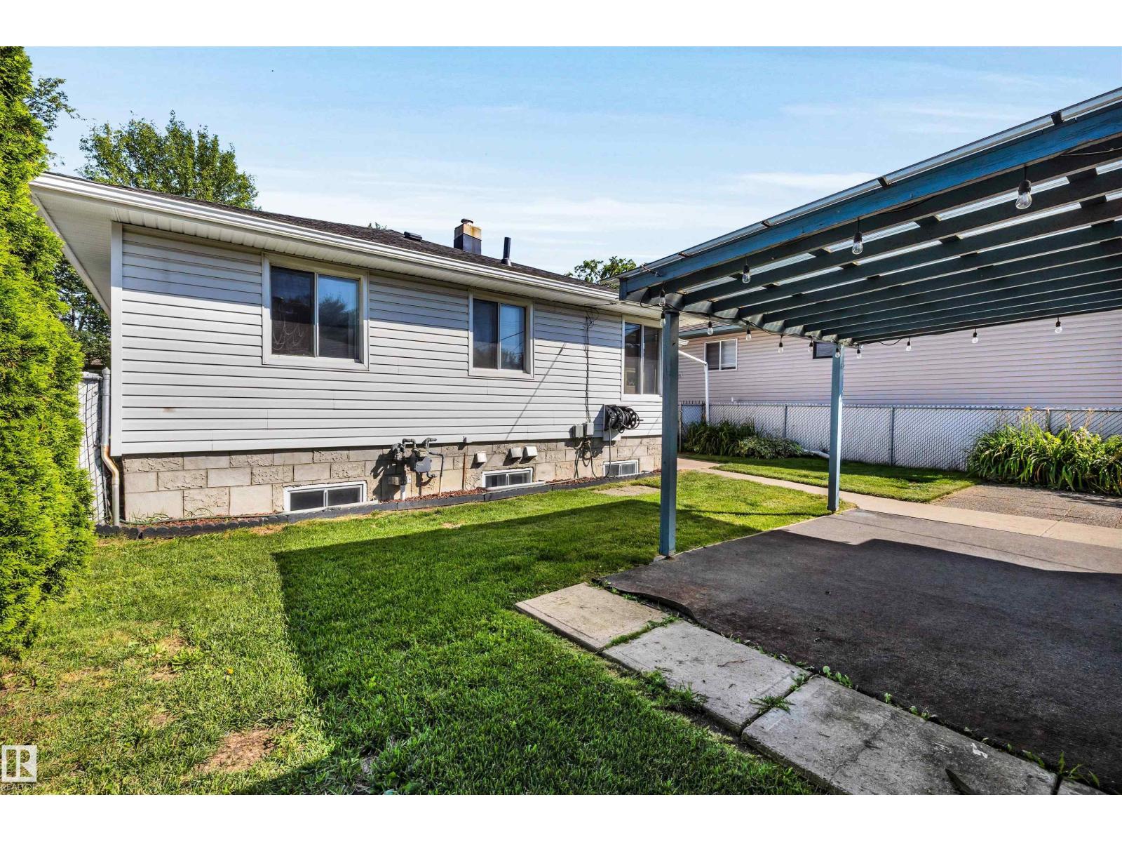 12740 118 ST NW - Image 31