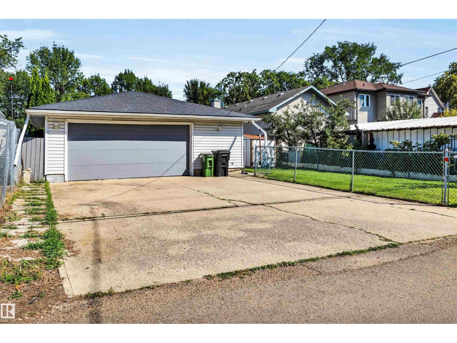 12740 118 ST NW - Image 34