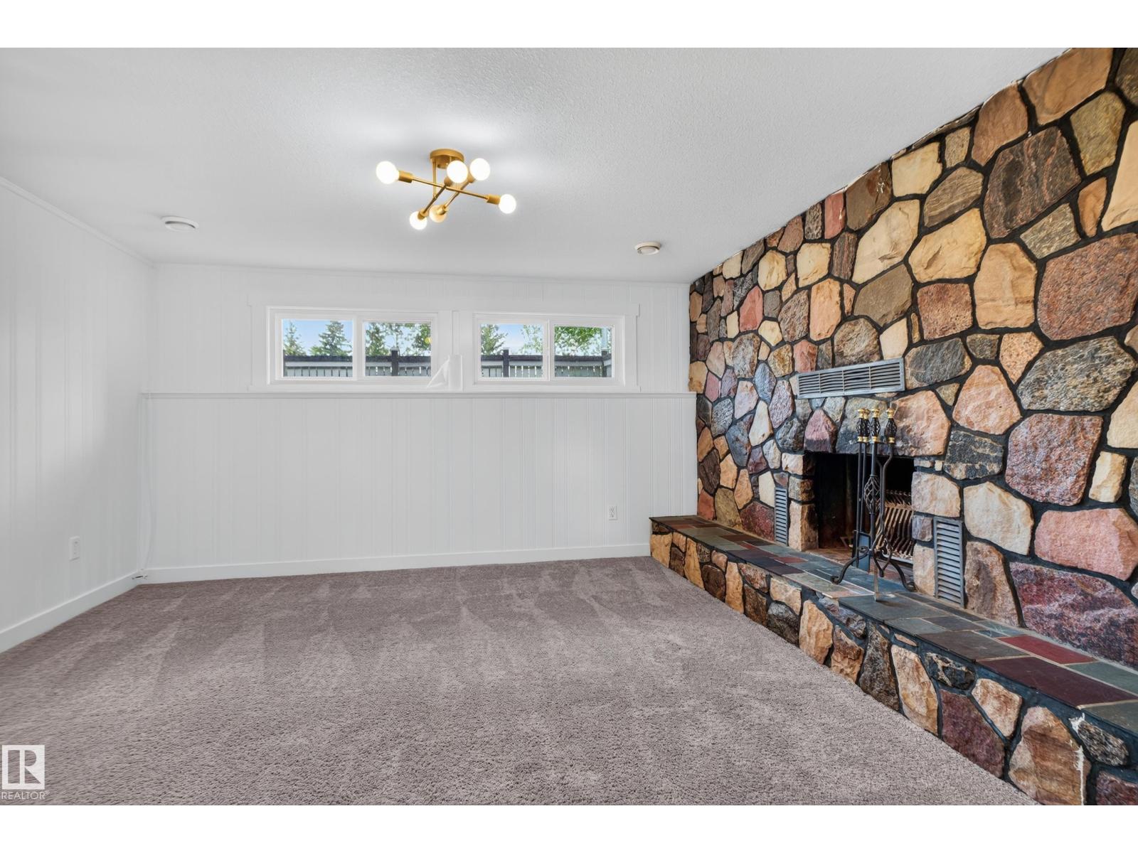 15012 79 ST NW - 30