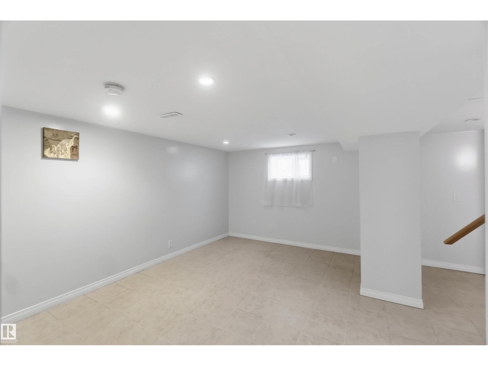 11220 84 ST NW - 19