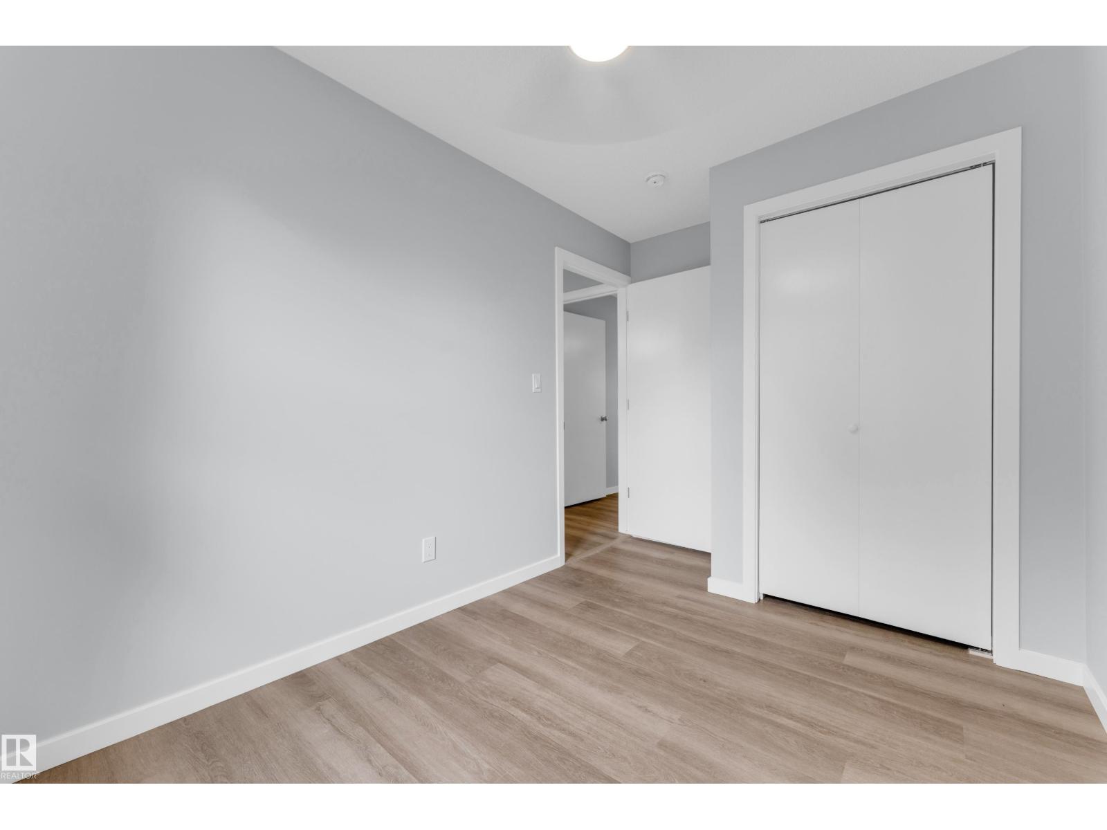 9416 153 ST NW - 8