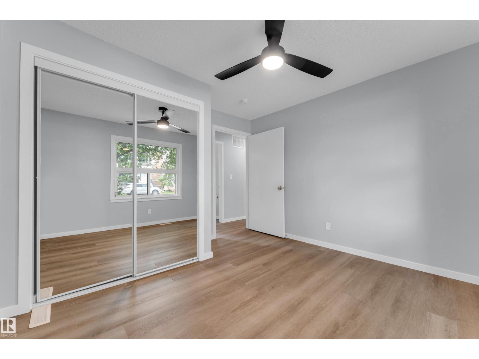 9416 153 ST NW - 10