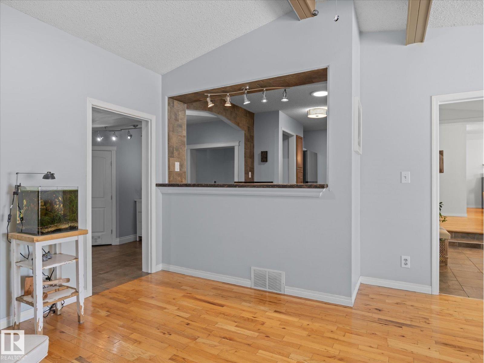 6804 94A AV NW - 15