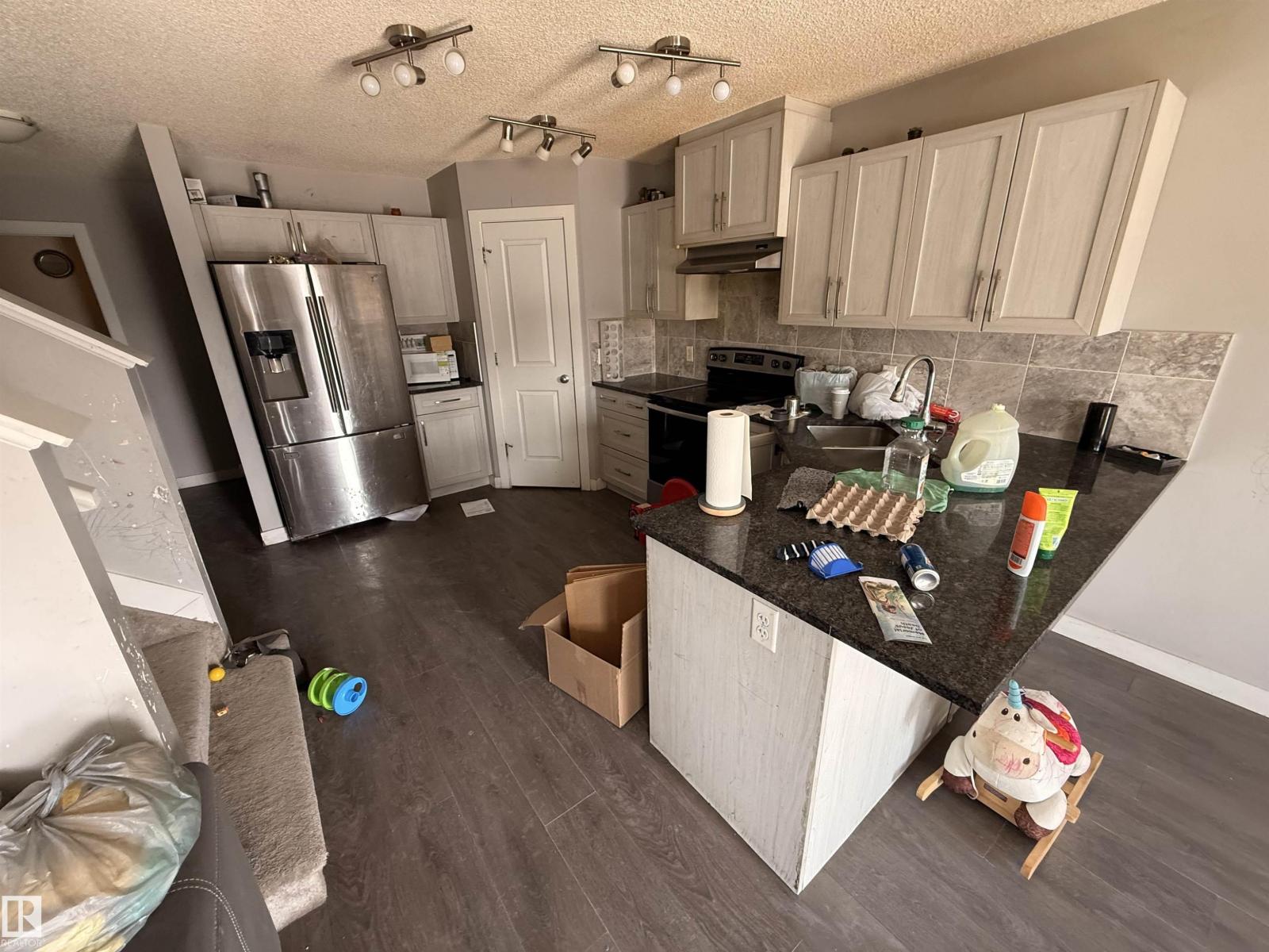 3317 11 AV NW, Laurel, Edmonton photo 5