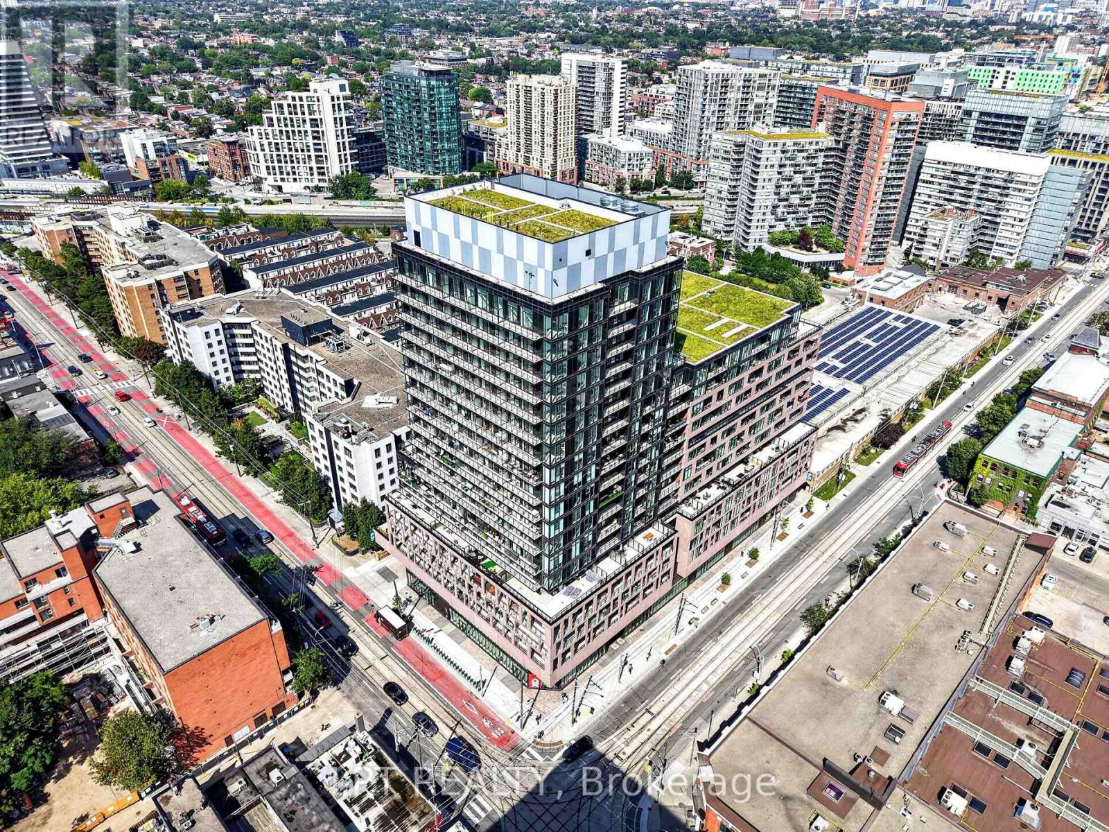 #609 285 DUFFERIN STREET - 1