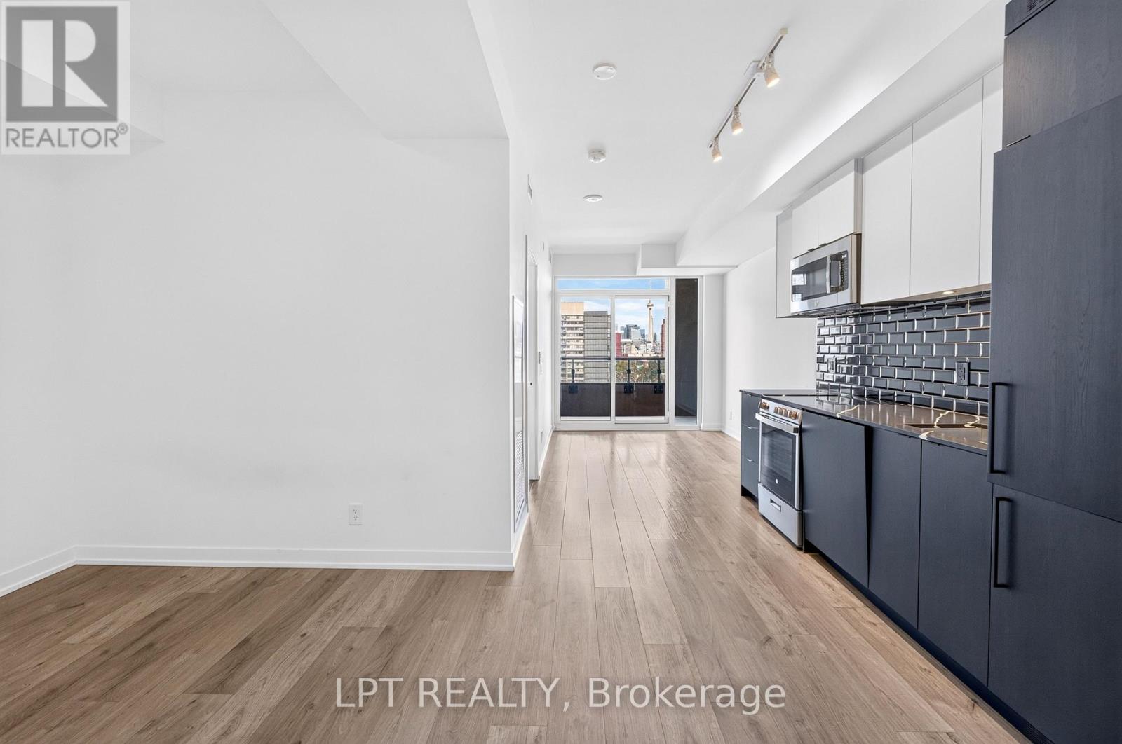#609 285 DUFFERIN STREET - Image 5