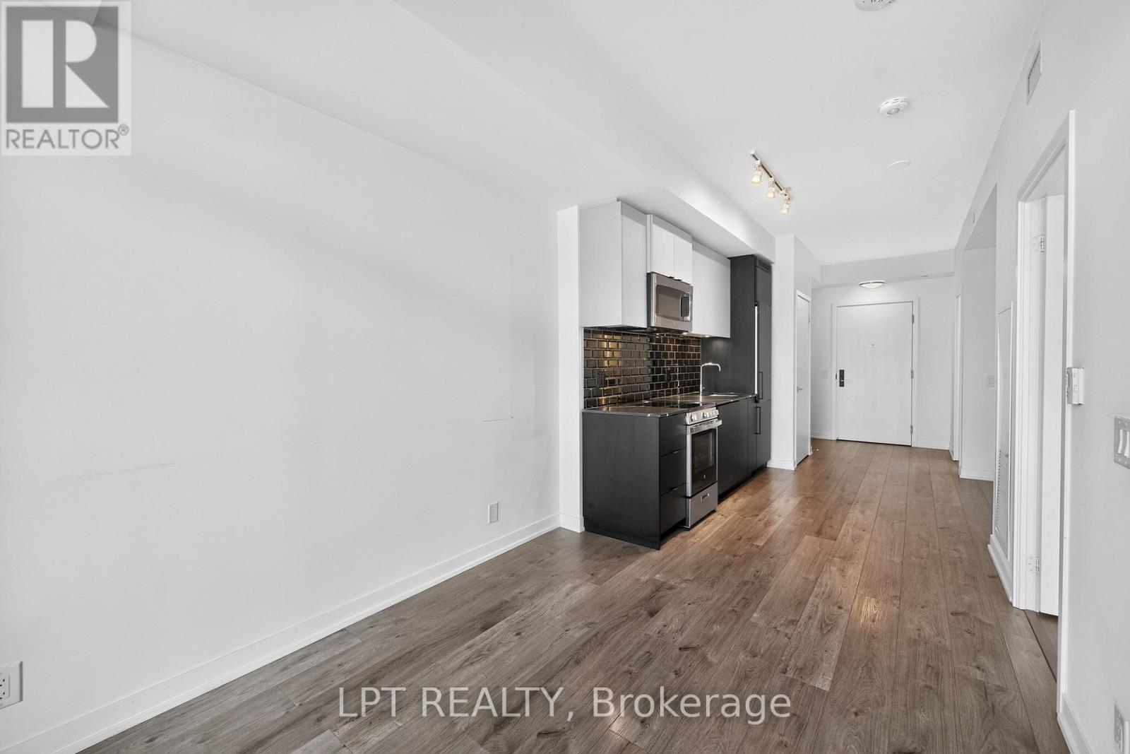 #609 285 DUFFERIN STREET - Image 9