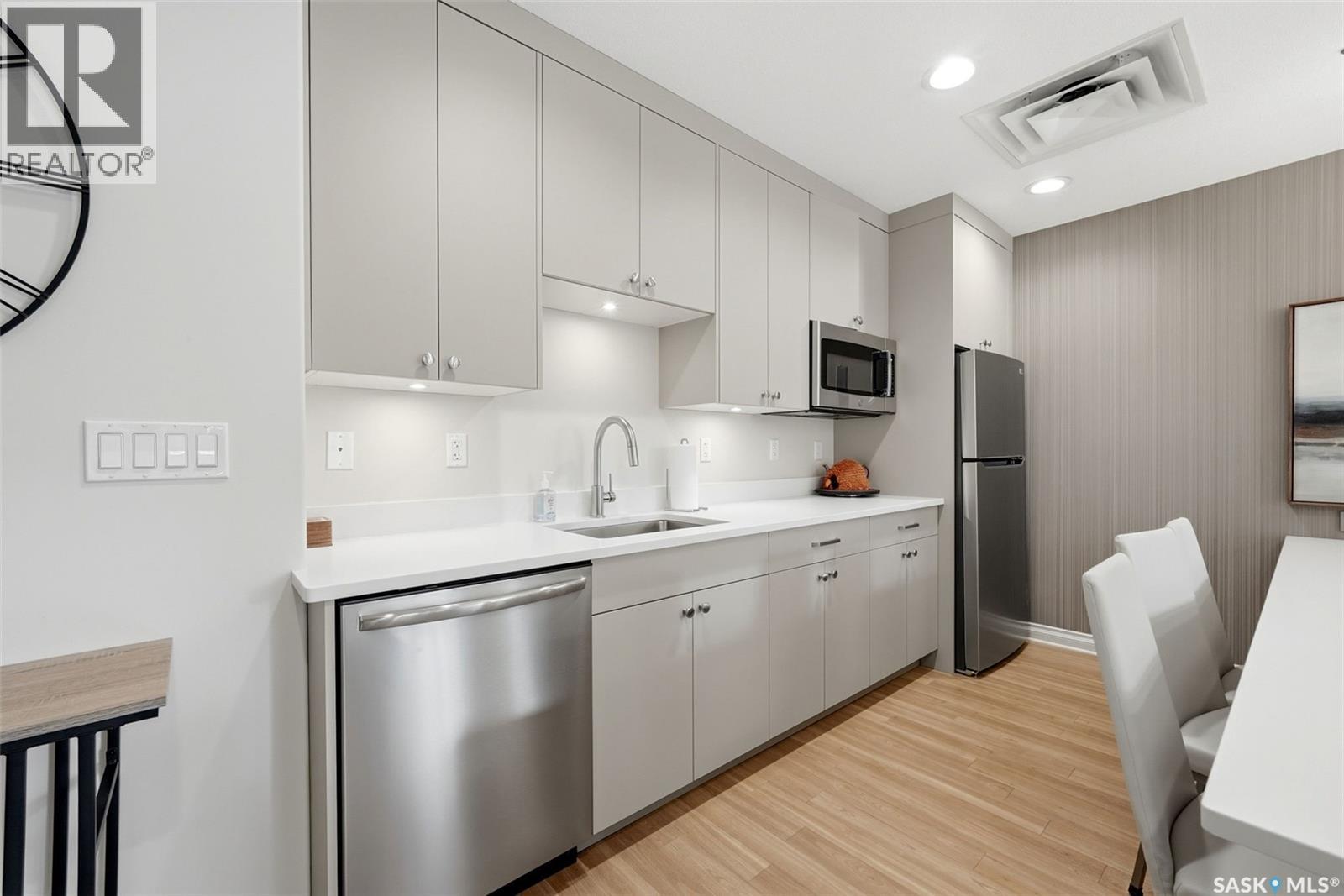 #312 3501 Evans COURT - Image 32