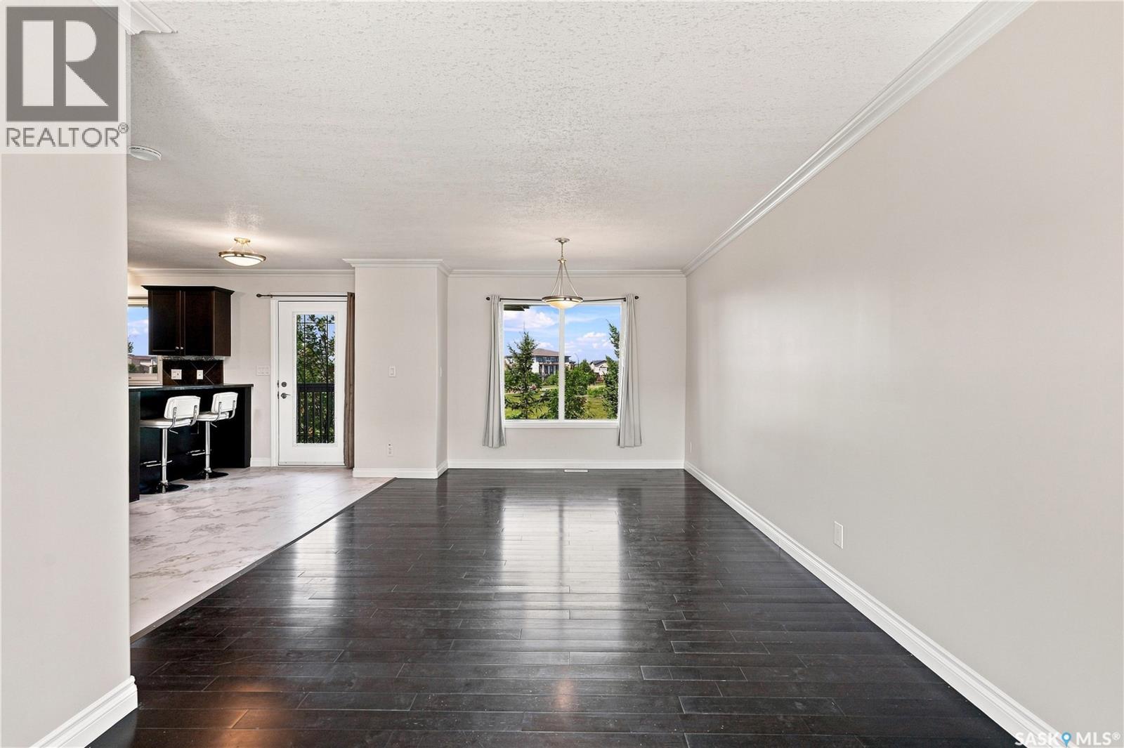 #107 119 Hampton CIRCLE - 12