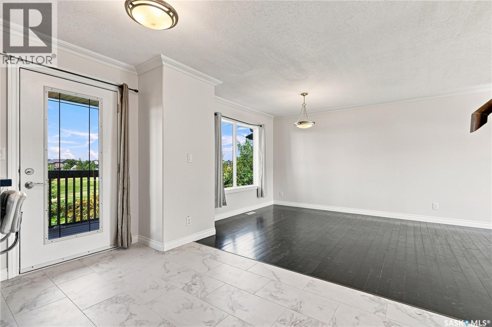 #107 119 Hampton CIRCLE - 21