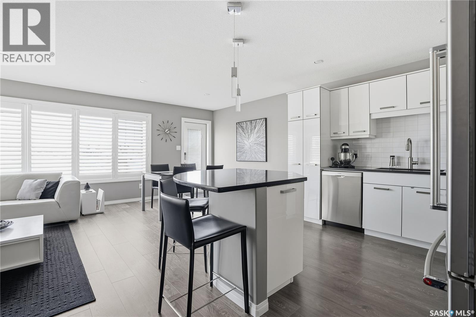 #309 4000 Sandhill CRESCENT - Image 5