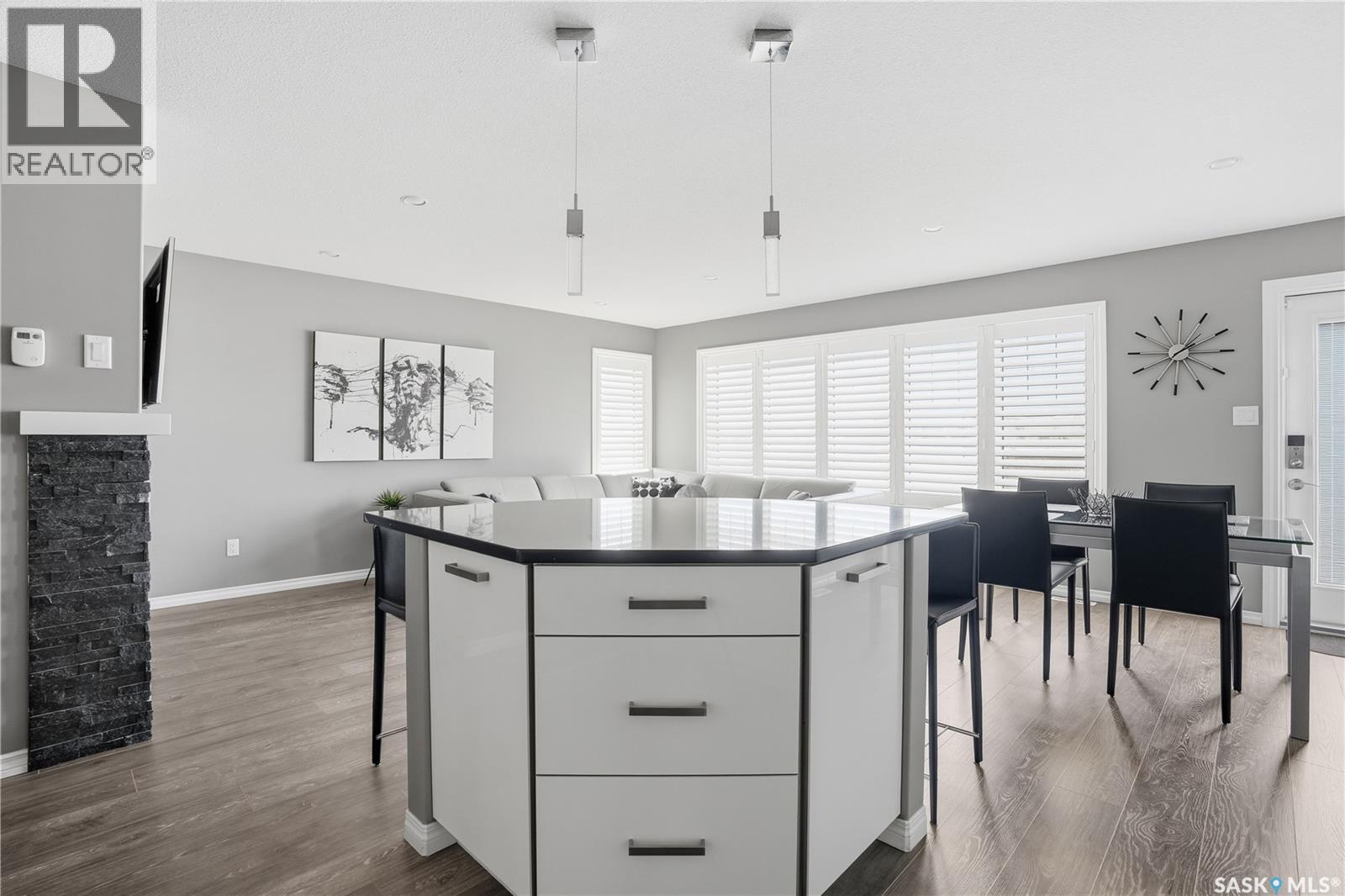 #309 4000 Sandhill CRESCENT - Image 8