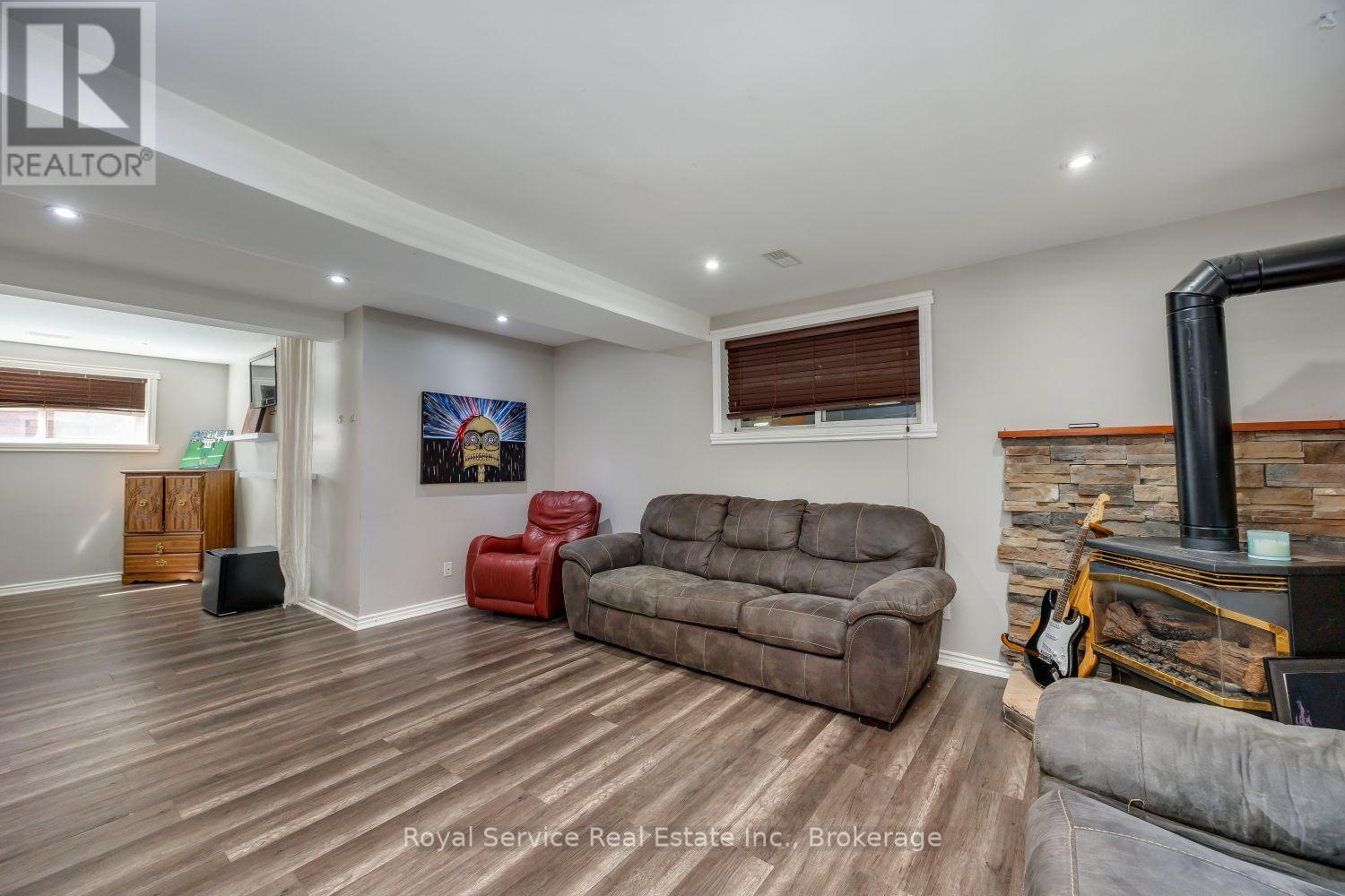 2690 FOXMEADOW ROAD - 30