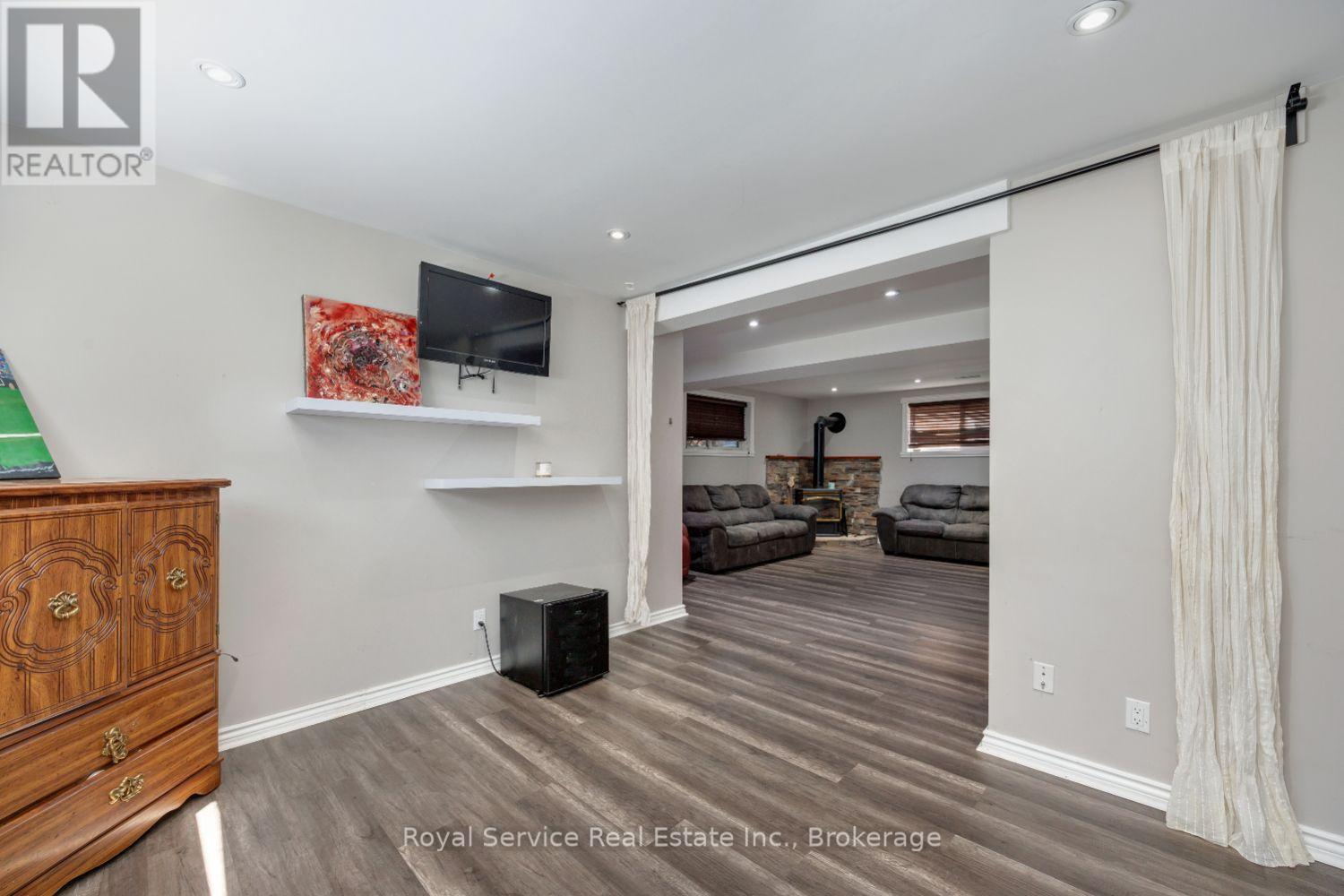2690 FOXMEADOW ROAD - Image 32