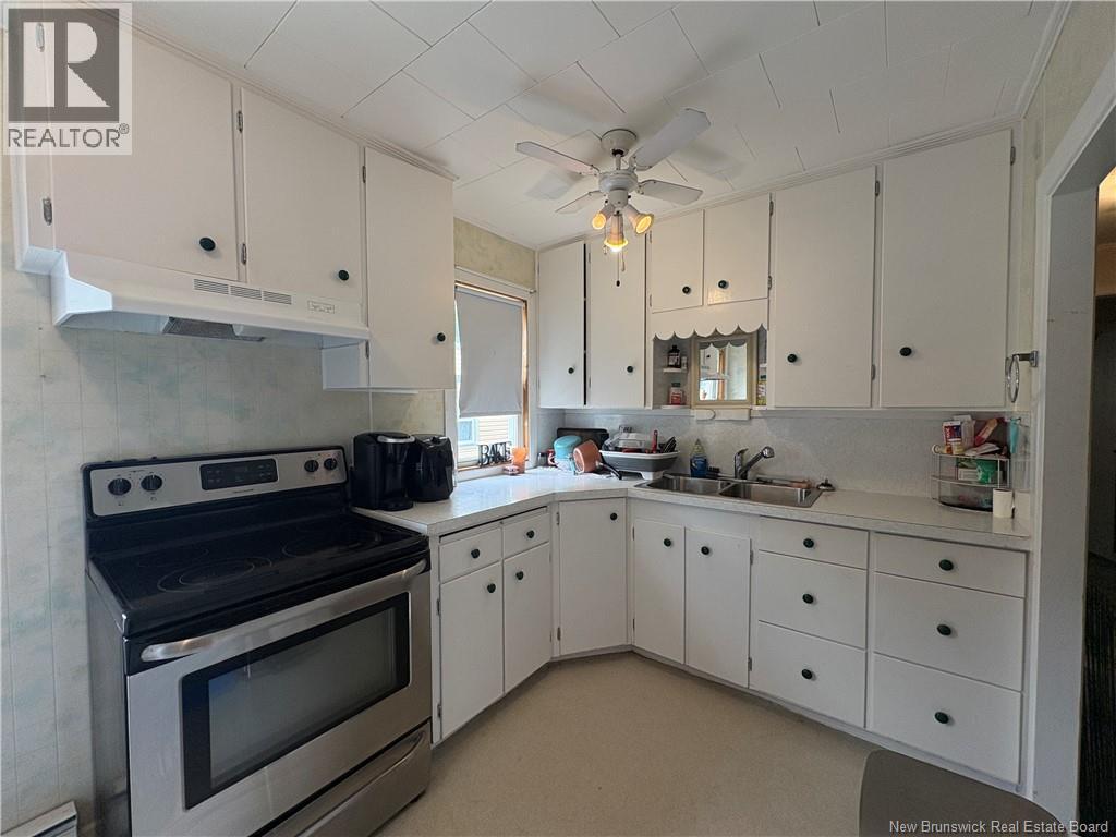 146 St. James Street - 12