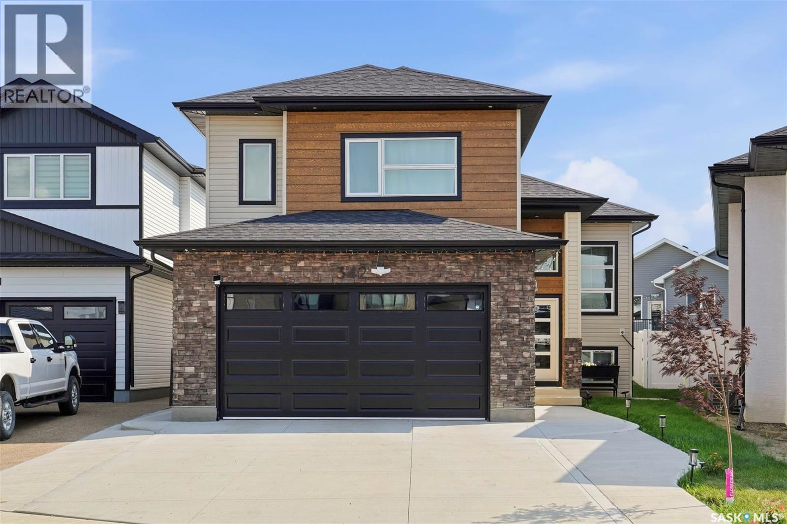 342 SHARMA CRESCENT - 2