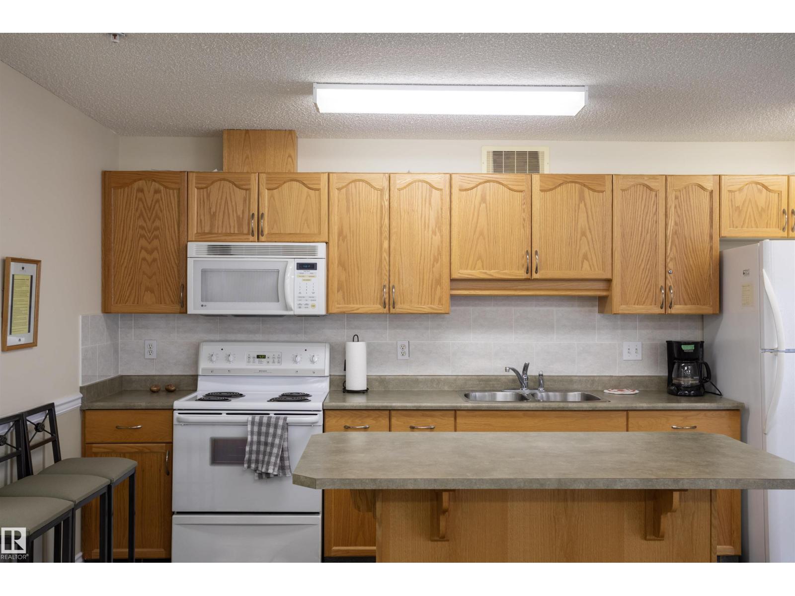 #204 2420 108 ST NW - 29