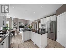 1518 Monaghan Lane, Ottawa, ON K2W1B4 Photo 16
