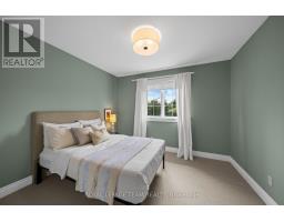 1518 Monaghan Lane, Ottawa, ON K2W1B4 Photo 38