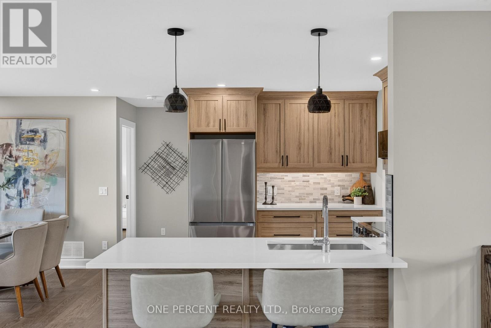 1243 ROSEDALE ROAD S - Image 12