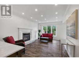 Family room - 137 Hunterswood Crescent, Ottawa, ON K1G5W1 Photo 13